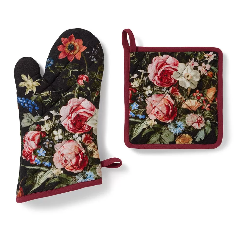 Tableware*The Met Store Peeters Bouquet of Flowers Pot Holder and Oven Mitt Set